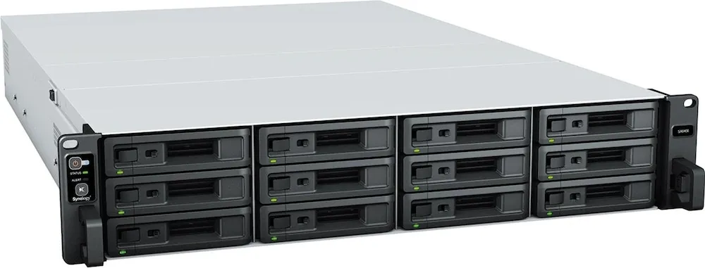 Synology SA6400