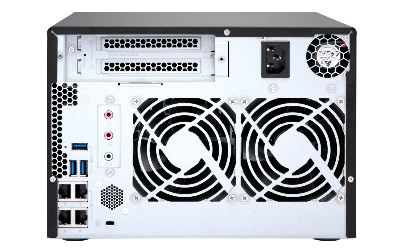 Qnap TS-673-4G