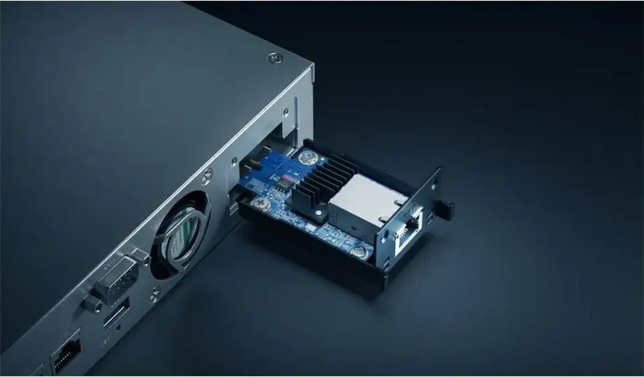Synology E10G22-T1-Mini Адаптер Ethernet 10GB